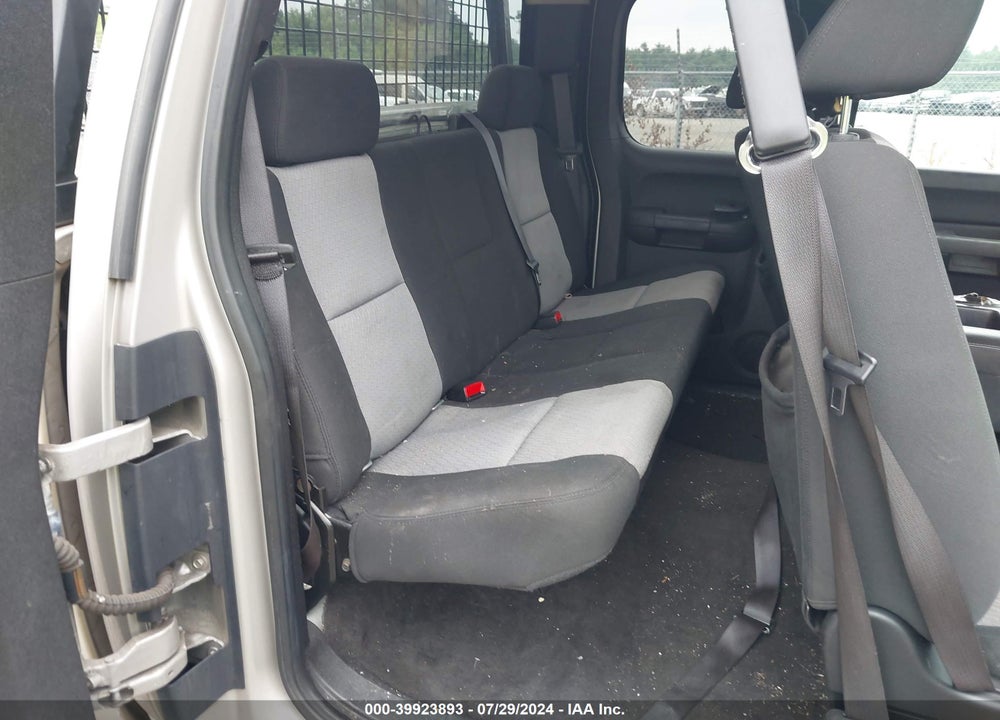 2009 CHEVROLET SILVERADO 1500 LS VIN: 1GCEK19C09Z233050
