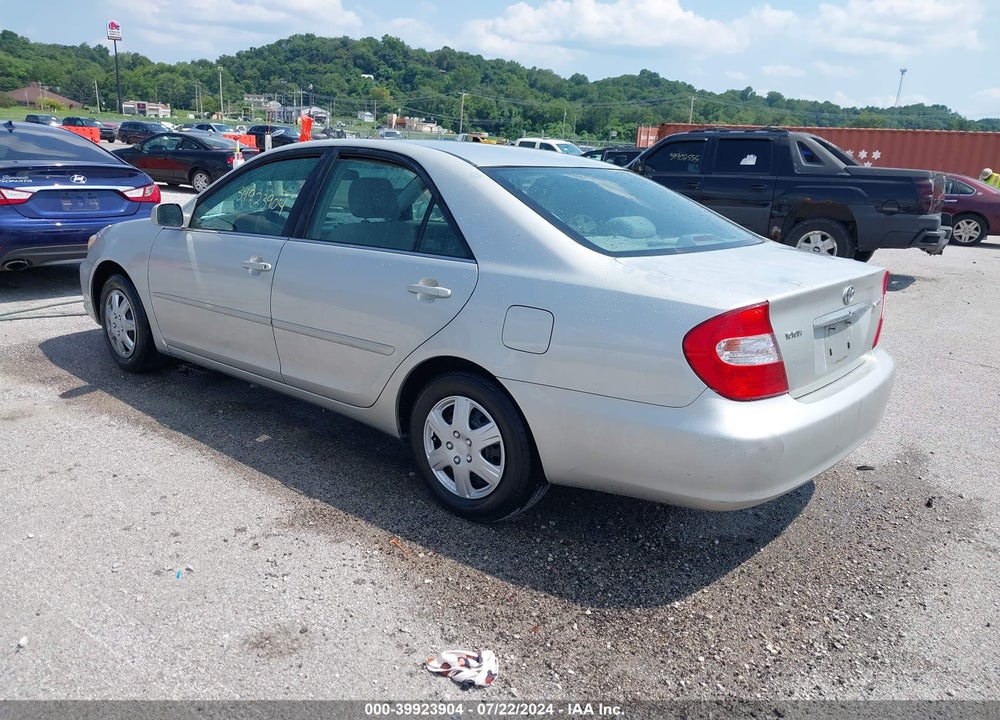 2003 TOYOTA CAMRY LE VIN: 4T1BE32K93U722697