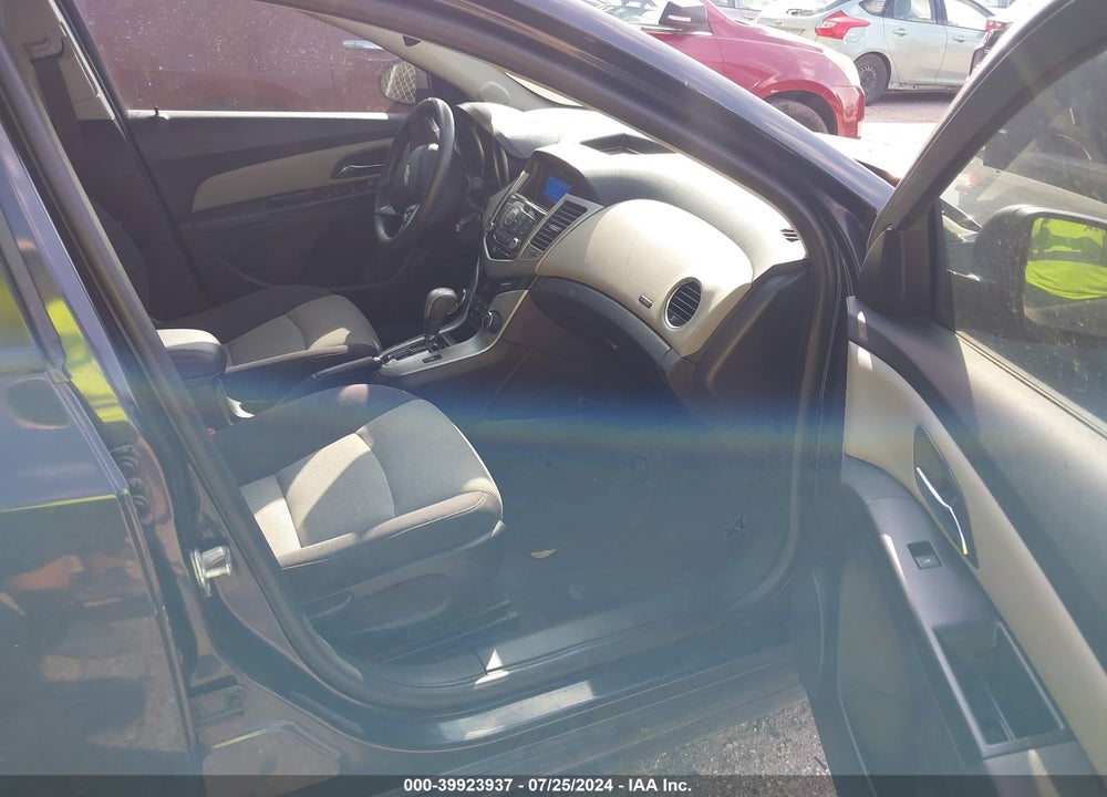 2014 CHEVROLET CRUZE LS AUTO VIN: 1G1PA5SH0E7334550