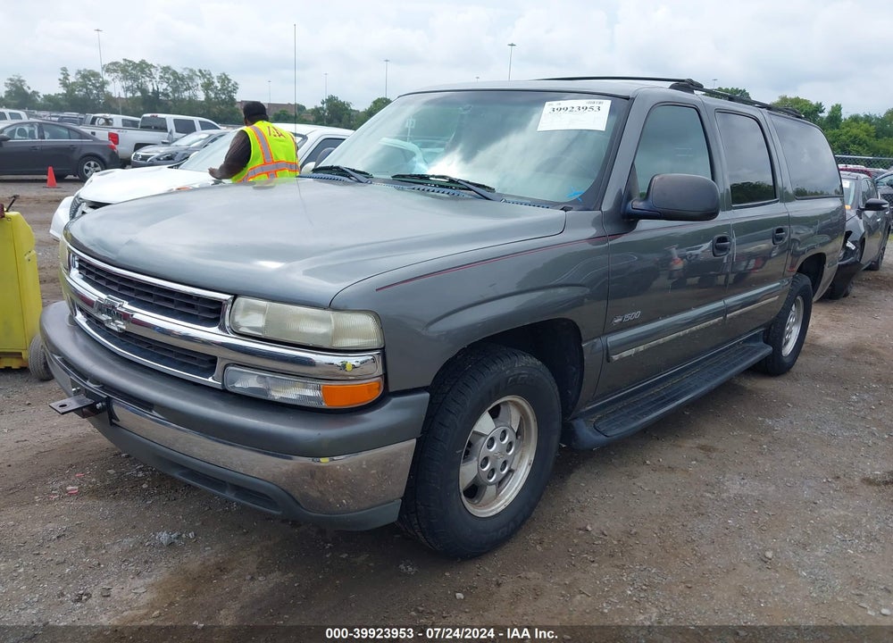 2000 CHEVROLET SUBURBAN 1500 LS VIN: 3GNEC16T2YG163087