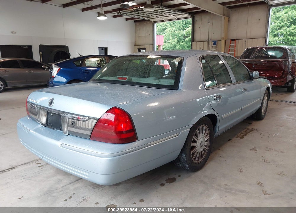 2010 MERCURY GRAND MARQUIS LS (FLEET ONLY) VIN: 2MEBM7FV9AX631808