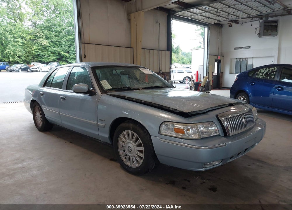 2010 MERCURY GRAND MARQUIS LS (FLEET ONLY) VIN: 2MEBM7FV9AX631808