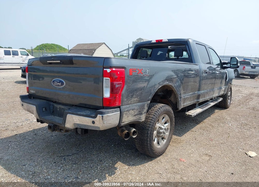 2017 FORD F-350 LARIAT VIN: 1FT8W3BT8HEC30863