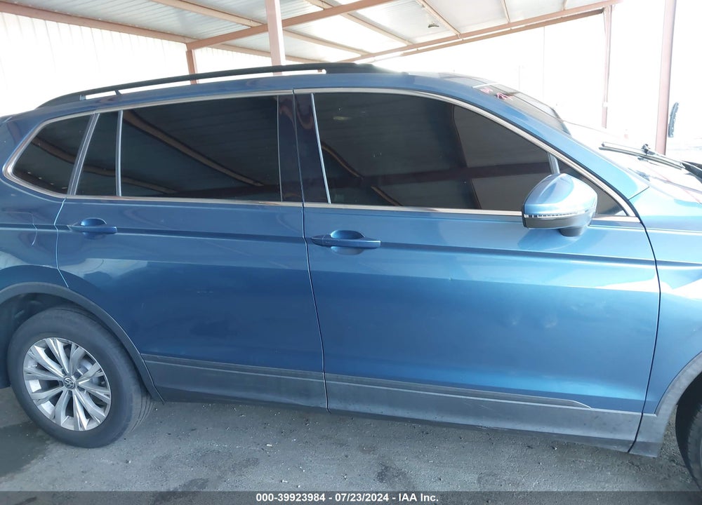 2019 VOLKSWAGEN TIGUAN 2.0T SE/2.0T SEL/2.0T SEL R-LINE/2.0T SEL R-LINE BLACK VIN: 3VV3B7AX3KM068421