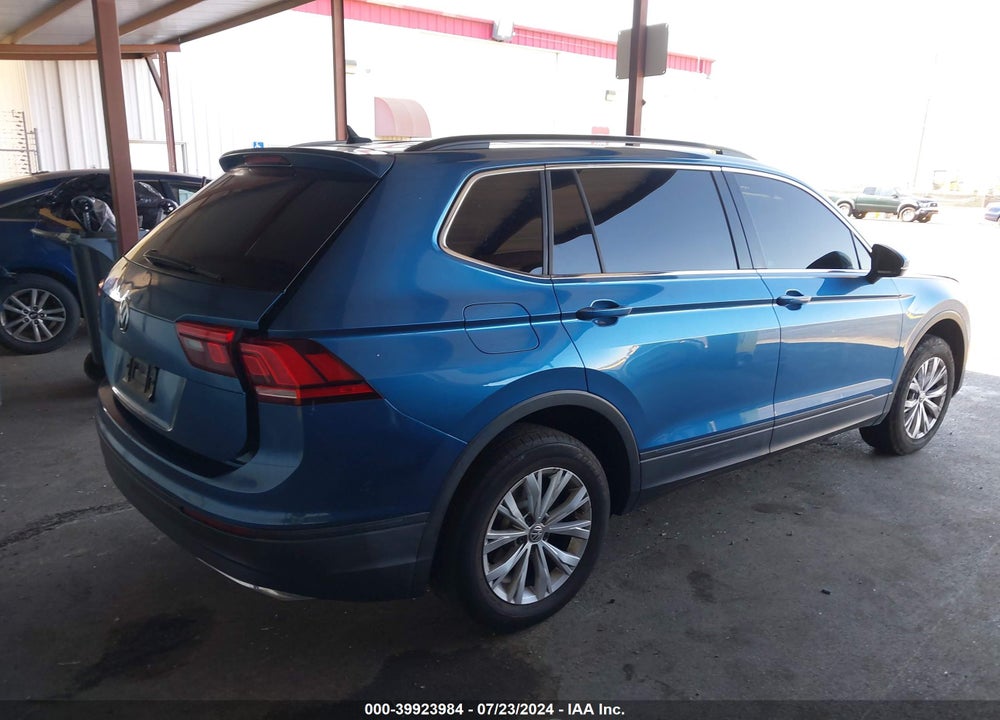 2019 VOLKSWAGEN TIGUAN 2.0T SE/2.0T SEL/2.0T SEL R-LINE/2.0T SEL R-LINE BLACK VIN: 3VV3B7AX3KM068421