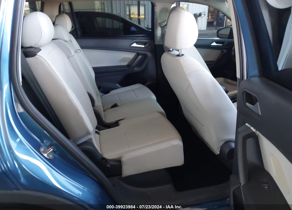 2019 VOLKSWAGEN TIGUAN 2.0T SE/2.0T SEL/2.0T SEL R-LINE/2.0T SEL R-LINE BLACK VIN: 3VV3B7AX3KM068421
