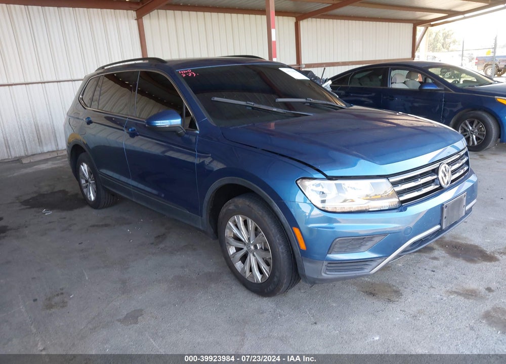 2019 VOLKSWAGEN TIGUAN 2.0T SE/2.0T SEL/2.0T SEL R-LINE/2.0T SEL R-LINE BLACK VIN: 3VV3B7AX3KM068421