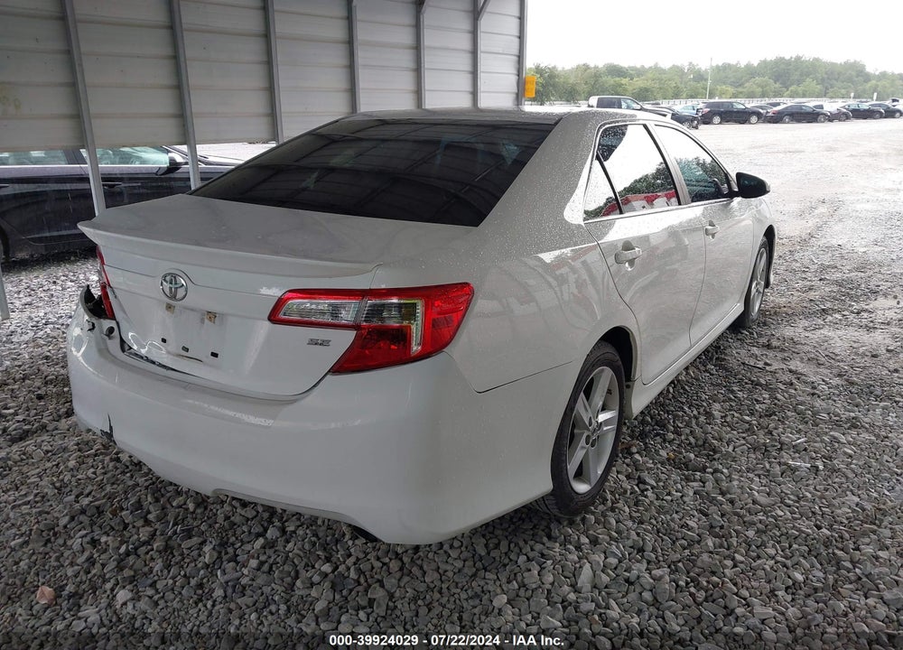 2013 TOYOTA CAMRY SE VIN: 4T1BF1FK1DU274789