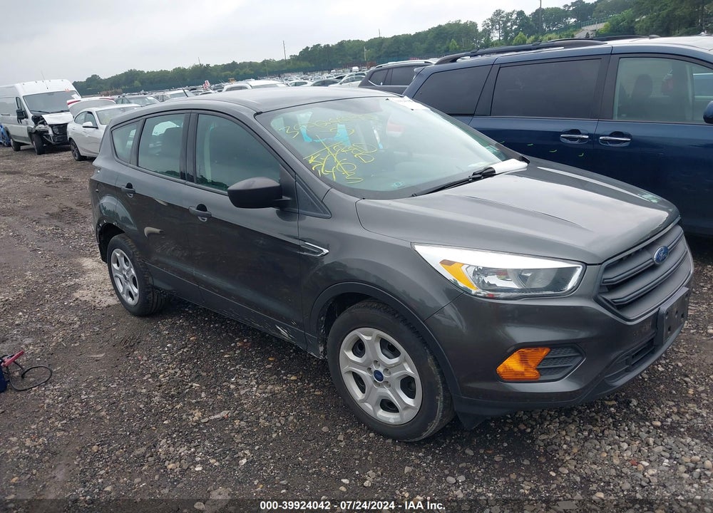 2017 FORD ESCAPE S VIN: 1FMCU0F7XHUD86075