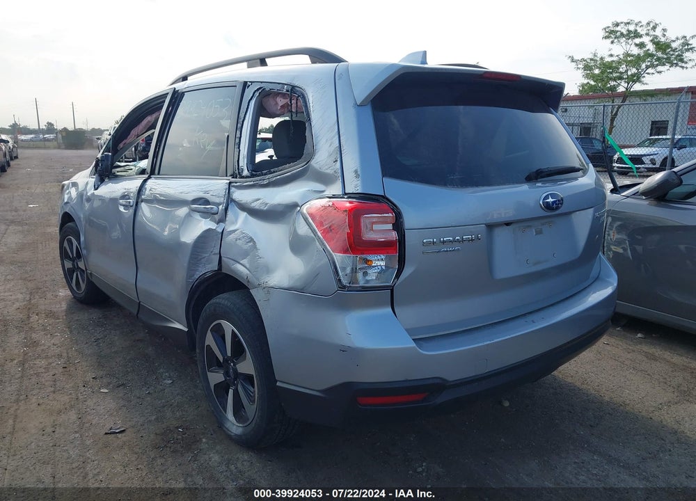 2017 SUBARU FORESTER 2.5I PREMIUM VIN: JF2SJAGC5HH448311