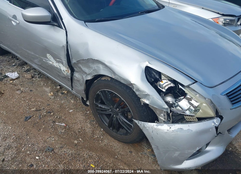 2010 INFINITI G37X VIN: JN1CV6AR7AM452393