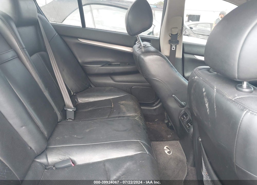 2010 INFINITI G37X VIN: JN1CV6AR7AM452393