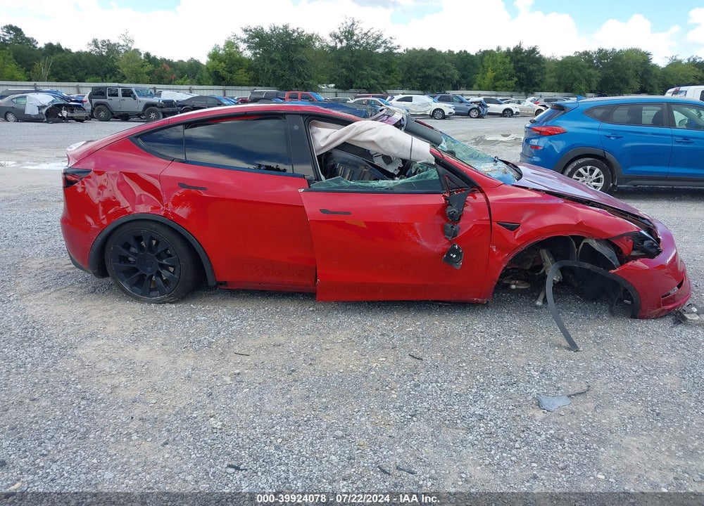 2021 TESLA MODEL Y LONG RANGE DUAL MOTOR ALL-WHEEL DRIVE VIN: 5YJYGDEE3MF175246