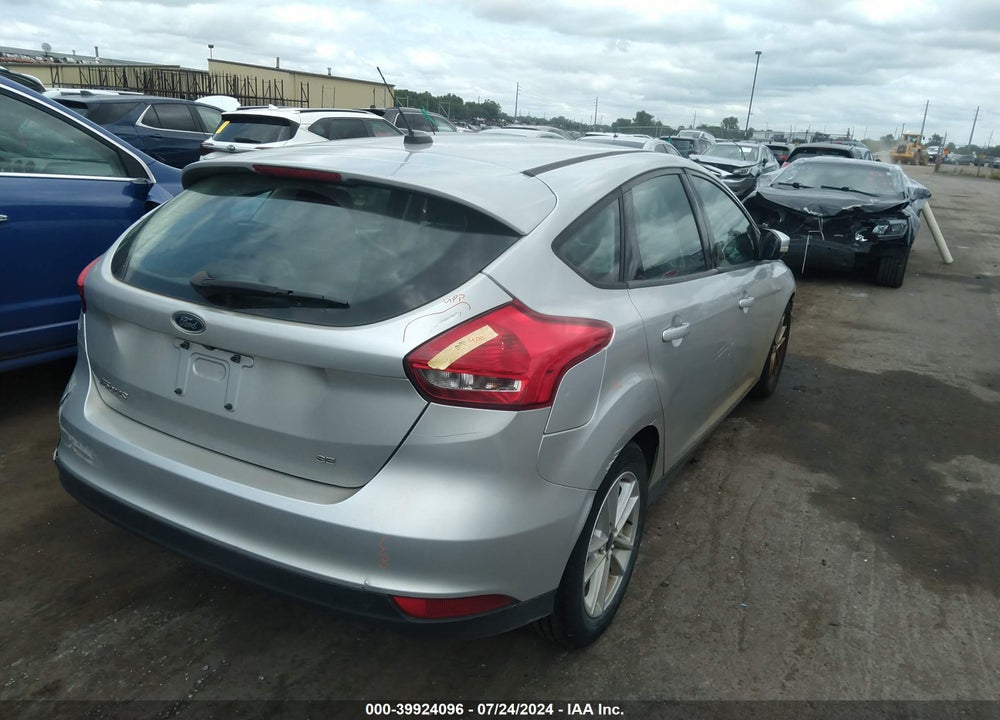 2017 FORD FOCUS SE VIN: 1FADP3K29HL286363