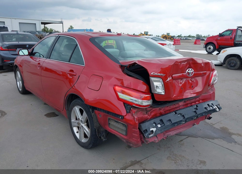 2011 TOYOTA CAMRY LE VIN: 4T1BF3EKXBU628948