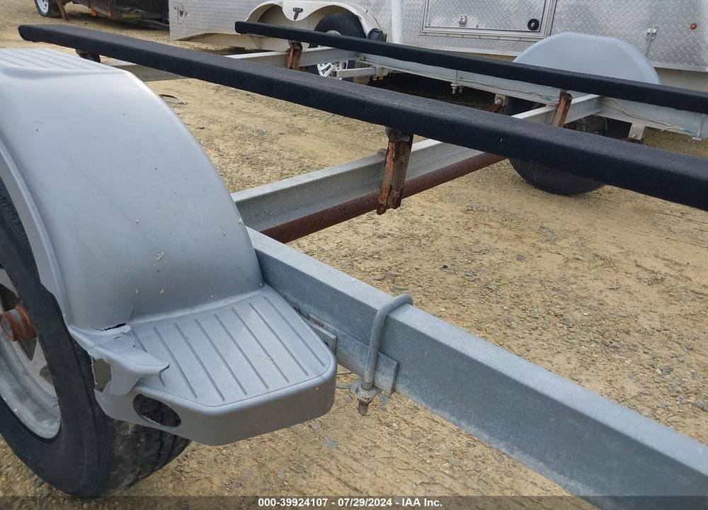 2006 LOAD RITE ROAD KING BOAT TRAILER VIN: 5KZBB19146A011851