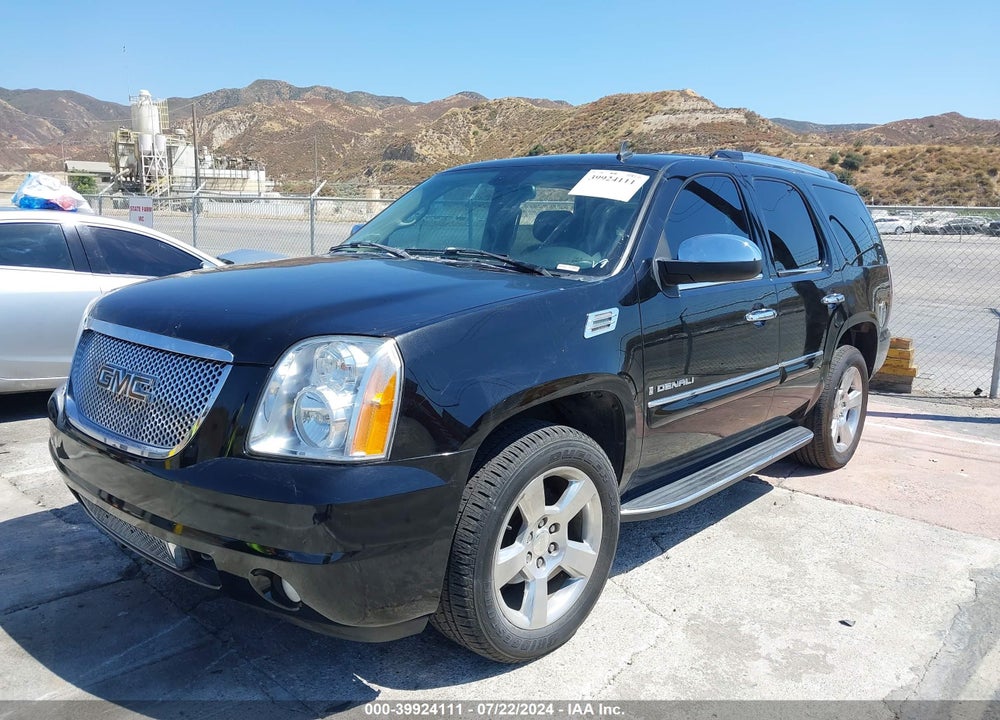 2008 GMC YUKON DENALI VIN: 1GKFK63878J124186