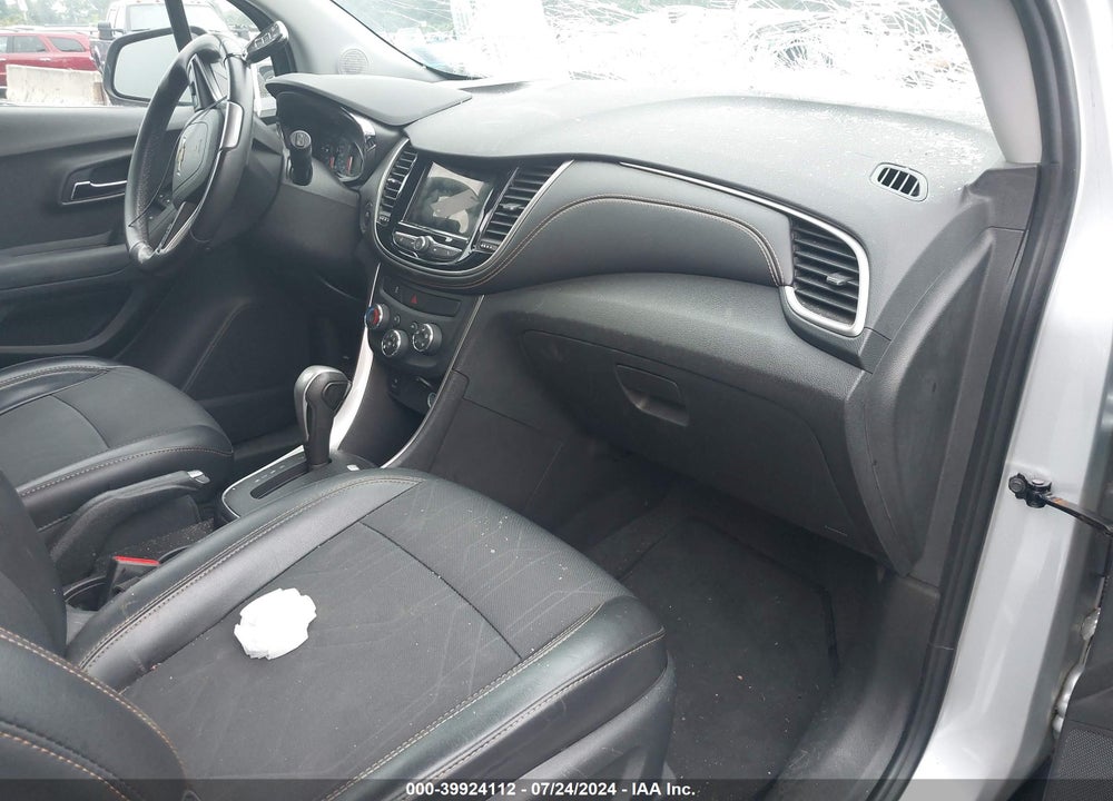 2018 CHEVROLET TRAX LT VIN: 3GNCJPSB3JL293194