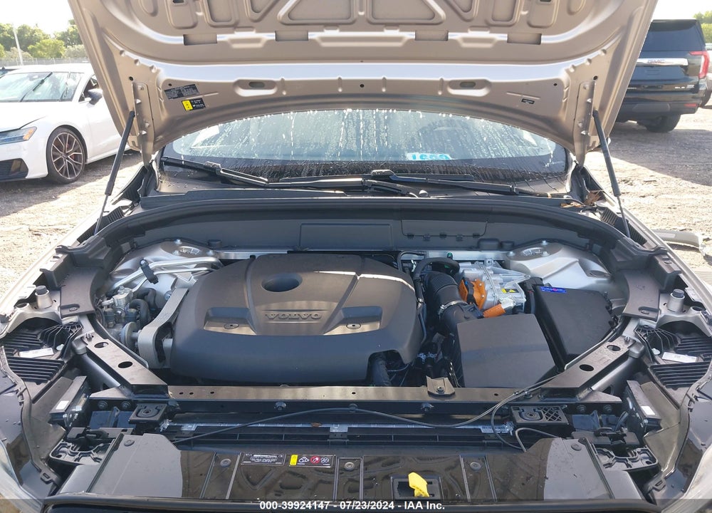 2024 VOLVO XC60 RECHARGE PLUG-IN HYBRID T8 PLUS DARK THEME VIN: YV4H60DL9R1896826