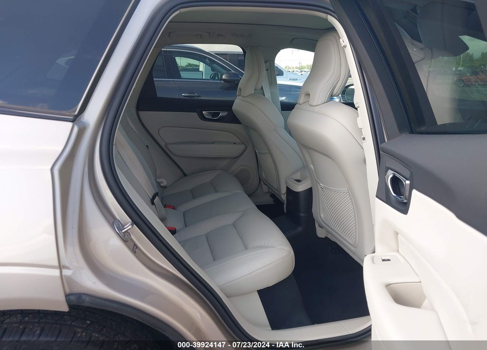 2024 VOLVO XC60 RECHARGE PLUG-IN HYBRID T8 PLUS DARK THEME VIN: YV4H60DL9R1896826