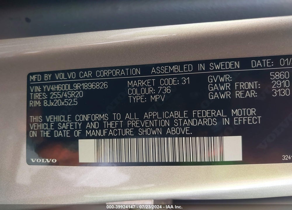 2024 VOLVO XC60 RECHARGE PLUG-IN HYBRID T8 PLUS DARK THEME VIN: YV4H60DL9R1896826