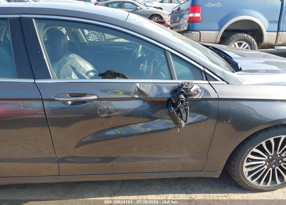 2017 FORD FUSION SE VIN: 3FA6P0H92HR365645