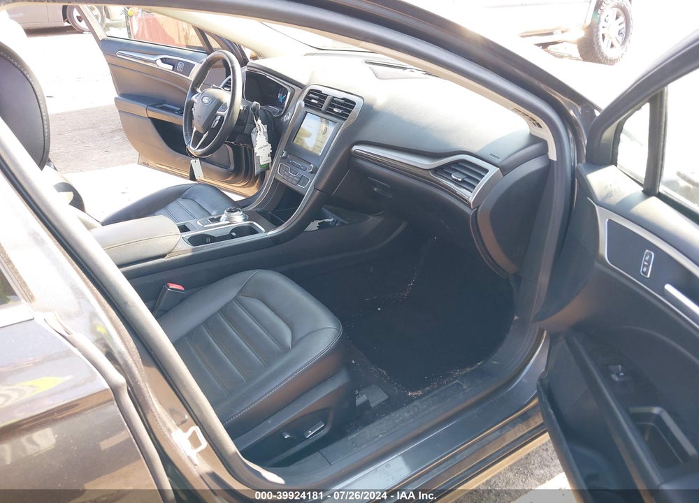 2017 FORD FUSION SE VIN: 3FA6P0H92HR365645