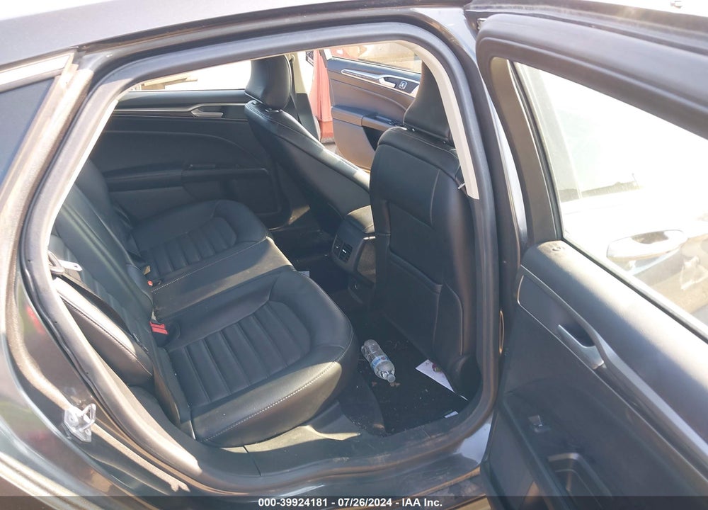 2017 FORD FUSION SE VIN: 3FA6P0H92HR365645