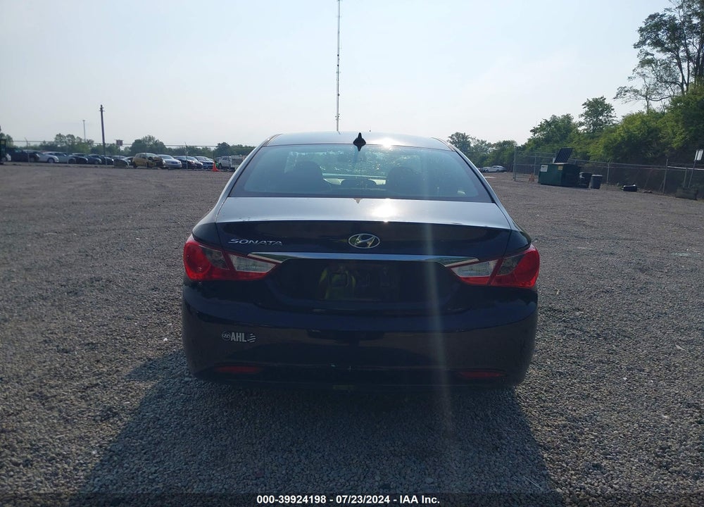 2012 HYUNDAI SONATA GLS VIN: 5NPEB4AC7CH460425