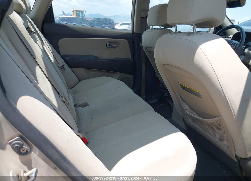 2008 HYUNDAI ELANTRA GLS/SE VIN: KMHDU46D78U444287