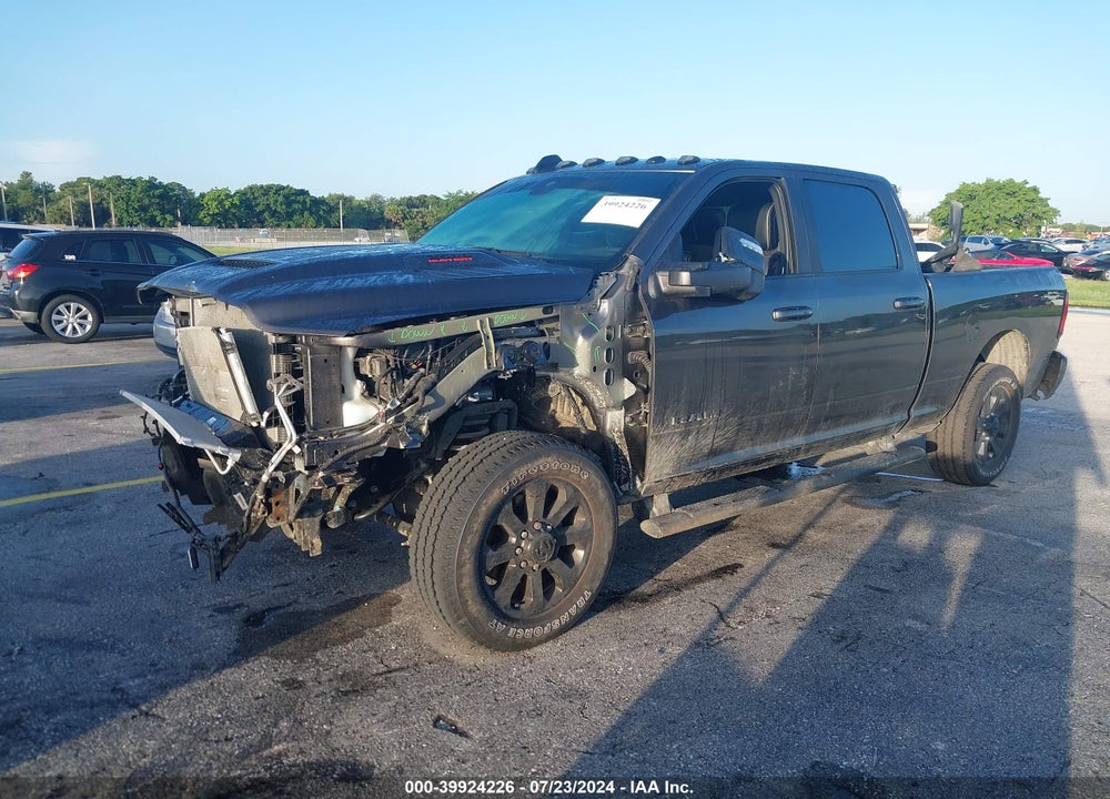 2024 RAM 2500 LAIE  4X4 6'4 BOX VIN: 3C6UR5FL0RG161678