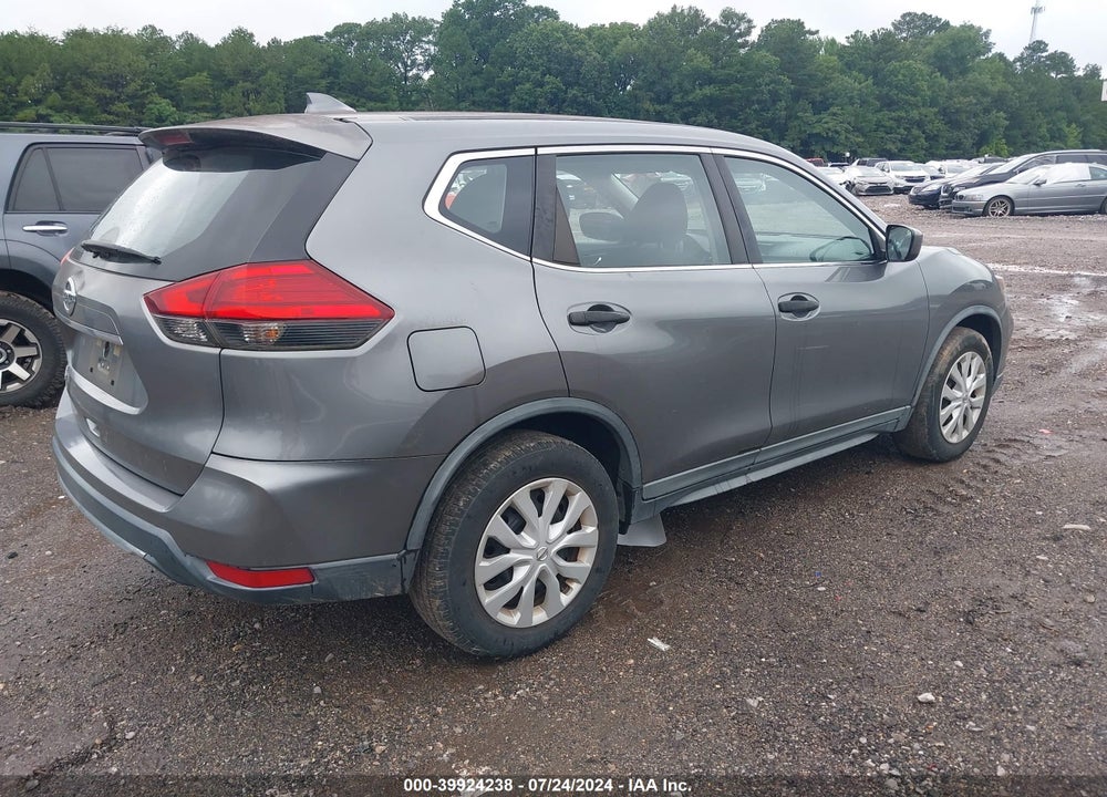 2017 NISSAN ROGUE S VIN: KNMAT2MTXHP505865