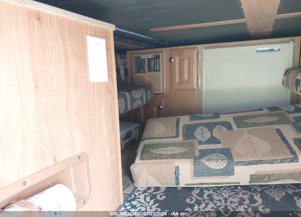 2008 JAYCO OTHER VIN: 1UJAJ01F281BB0461