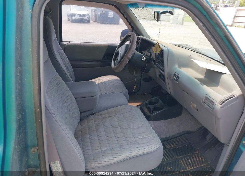 1994 FORD RANGER VIN: 1FTCR10U5RUC23801