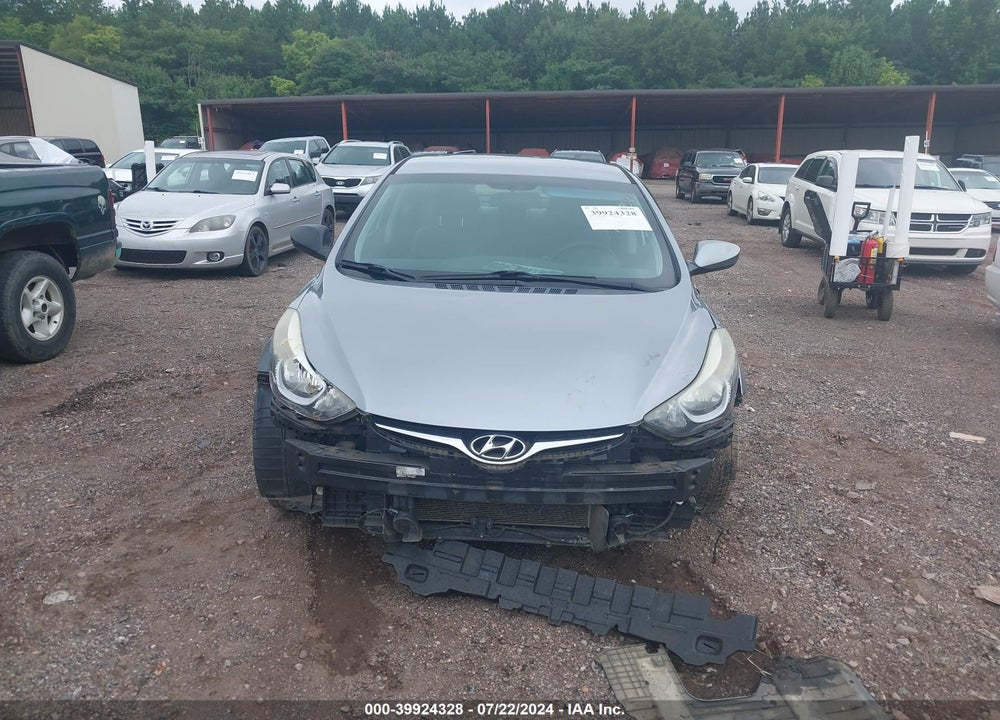2015 HYUNDAI ELANTRA SE VIN: 5NPDH4AE7FH598272