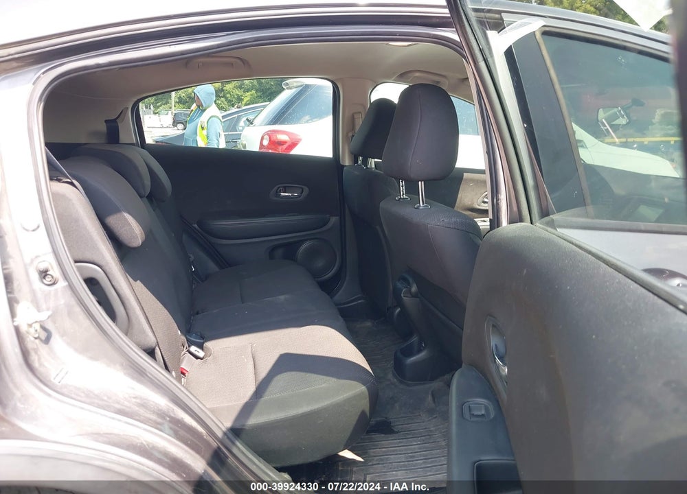 2016 HONDA HR-V VIN: 3CZRU5H33GM743776