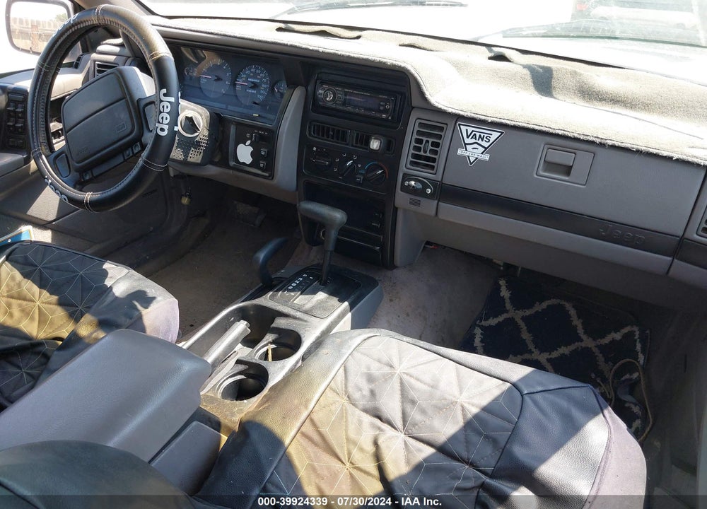 1993 JEEP GRAND CHEROKEE LAREDO VIN: 1J4GZ58S0PC656581