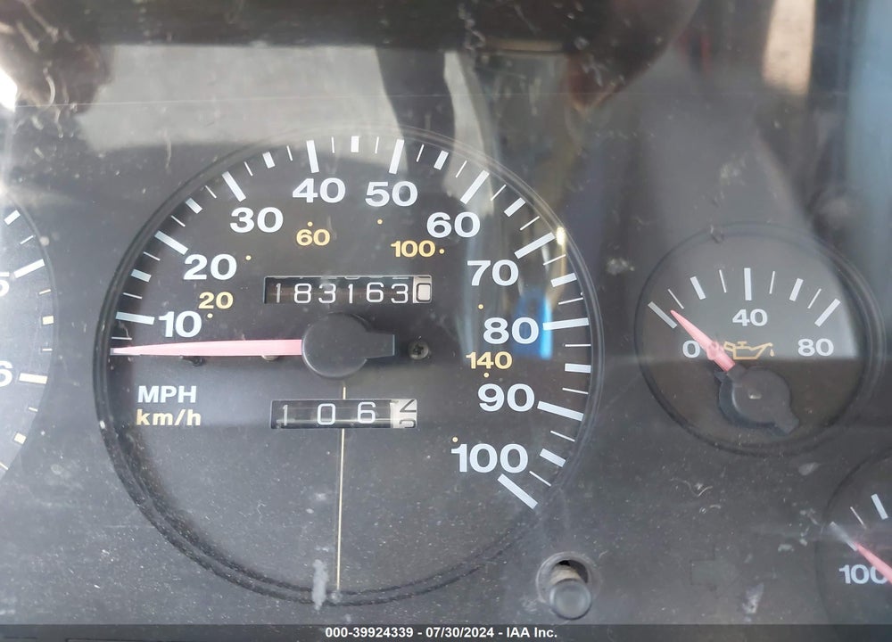 1993 JEEP GRAND CHEROKEE LAREDO VIN: 1J4GZ58S0PC656581