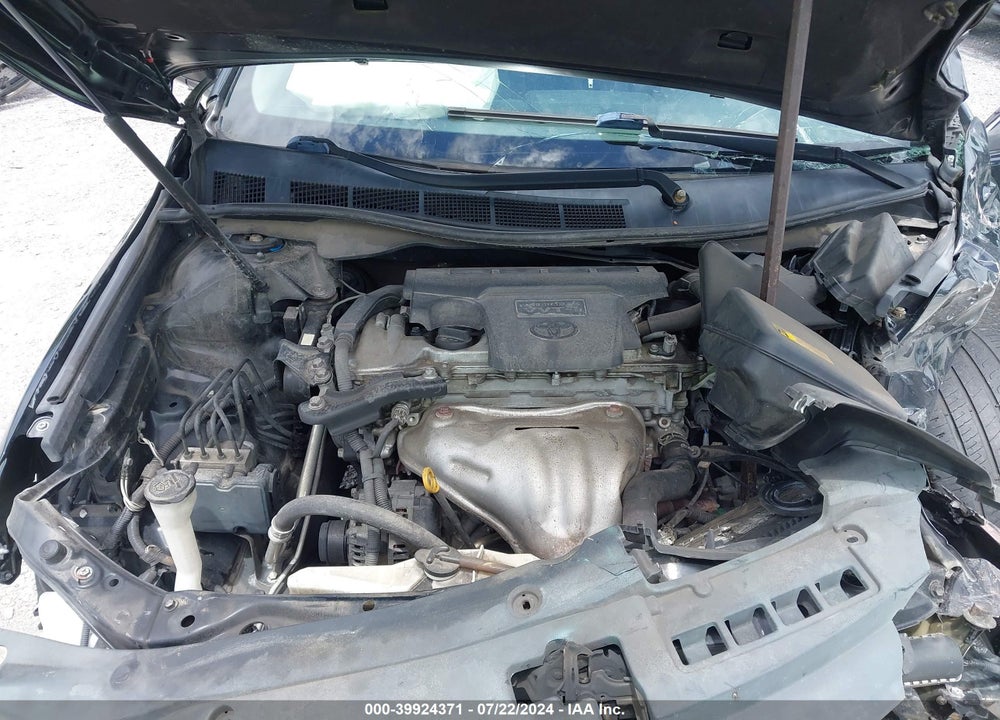 2015 TOYOTA CAMRY SE VIN: 4T1BF1FK7FU872808