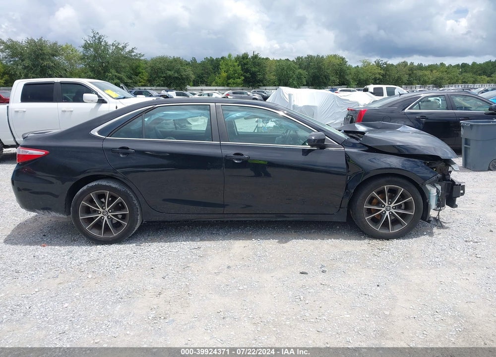 2015 TOYOTA CAMRY SE VIN: 4T1BF1FK7FU872808