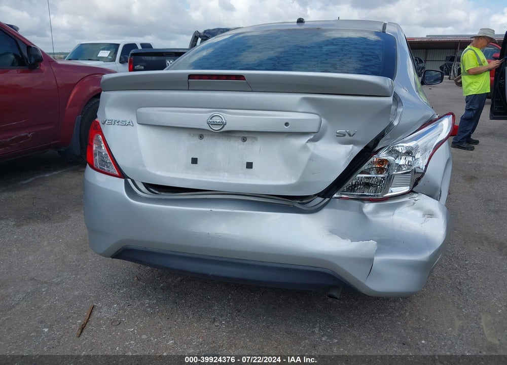 2017 NISSAN VERSA 1.6 SV VIN: 3N1CN7AP5HL868175