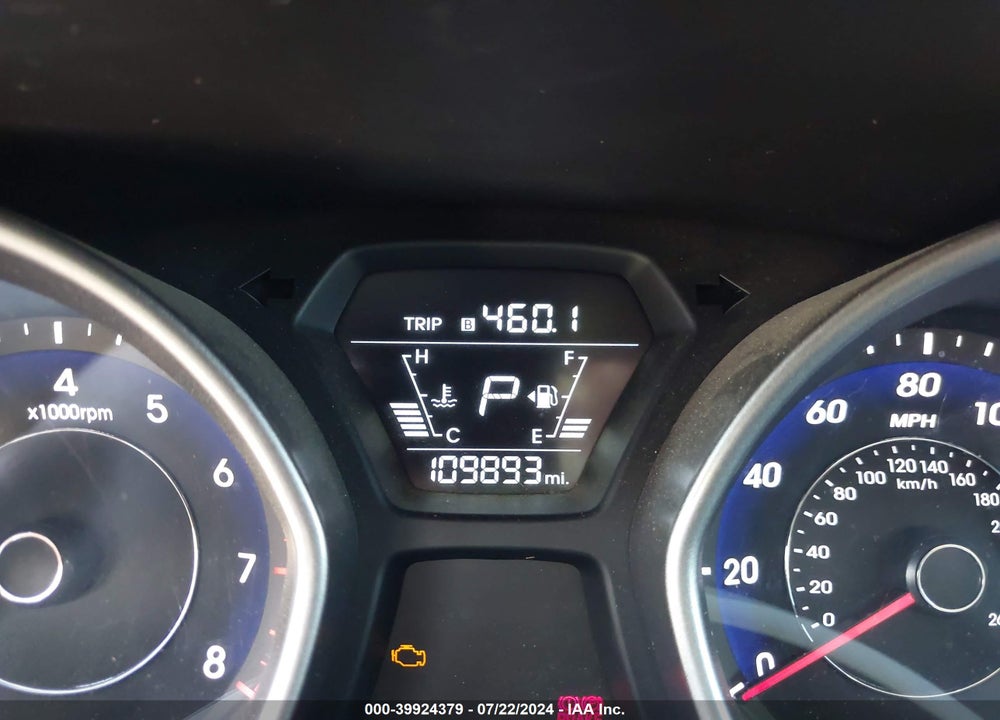 2015 HYUNDAI ELANTRA SE VIN: 5NPDH4AE3FH552566
