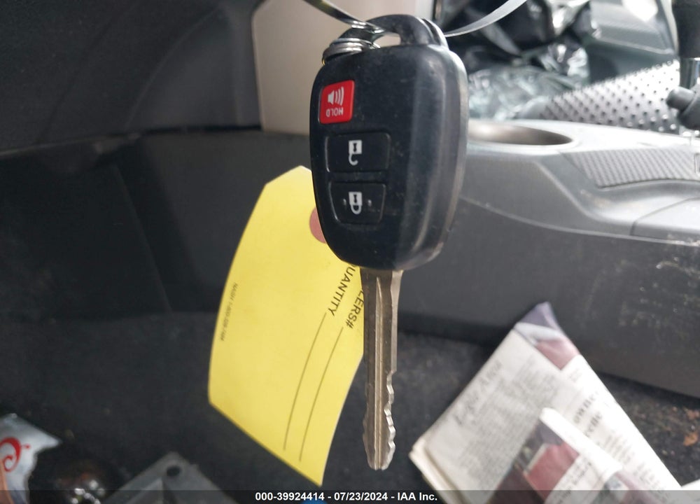 2013 TOYOTA RAV4 XLE VIN: 2T3RFREV0DW116072