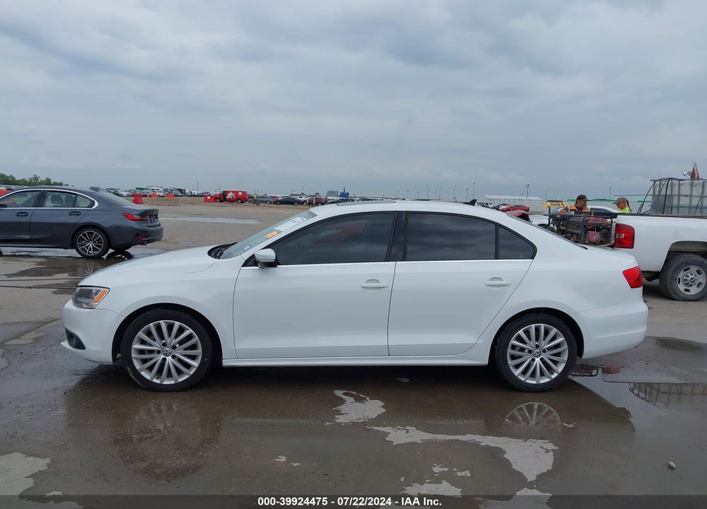 2014 VOLKSWAGEN JETTA 2.0L TDI VIN: 3VWLL7AJ1EM435051