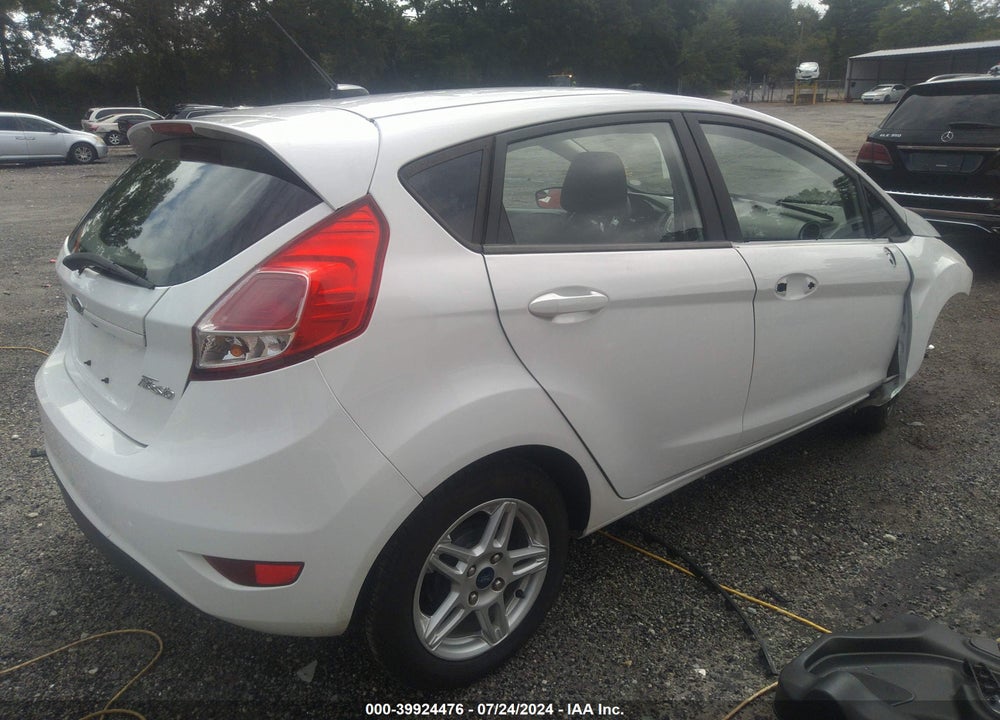 2018 FORD FIESTA VIN: 3FADP4EJ6JM138507