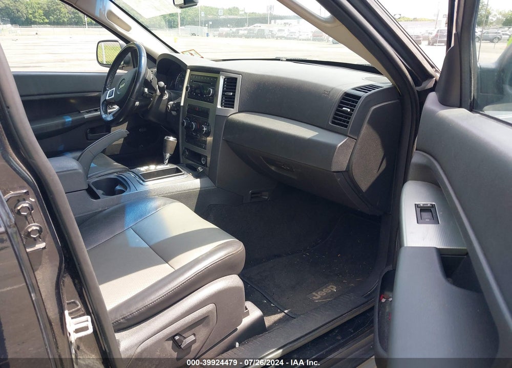 2008 JEEP GRAND CHEROKEE LAREDO VIN: 1J8GR48K48C240351
