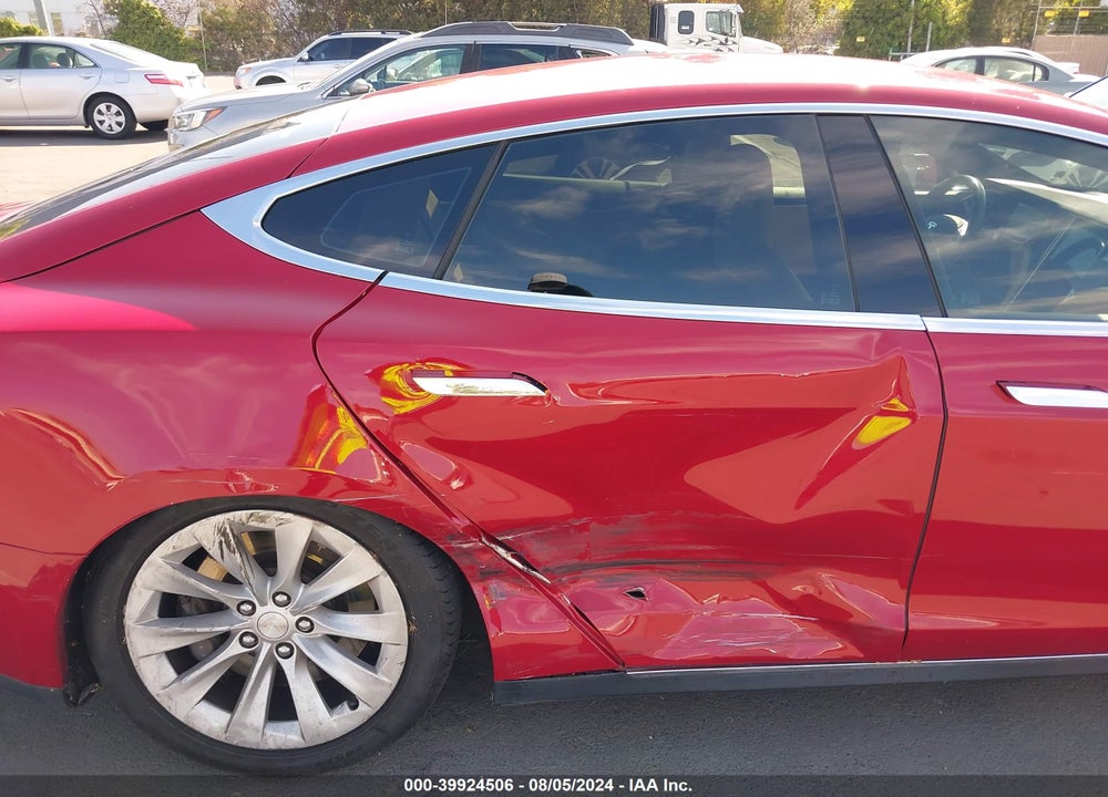 2015 TESLA MODEL S 70D/85D/P85D VIN: 5YJSA1H21FF094157