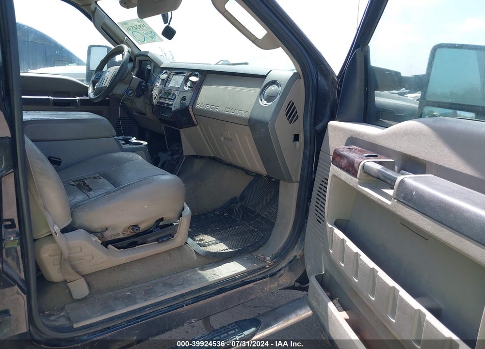 2008 FORD F-350 FX4/HARLEY-DAVIDSON/KING RANCH/LARIAT/XL/XLT VIN: 1FTWW31R08EA95844