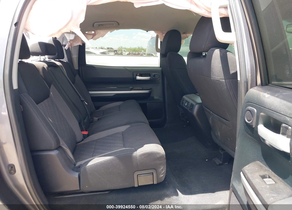 2017 TOYOTA TUNDRA SR5 5.7L V8 VIN: 5TFDW5F15HX604353