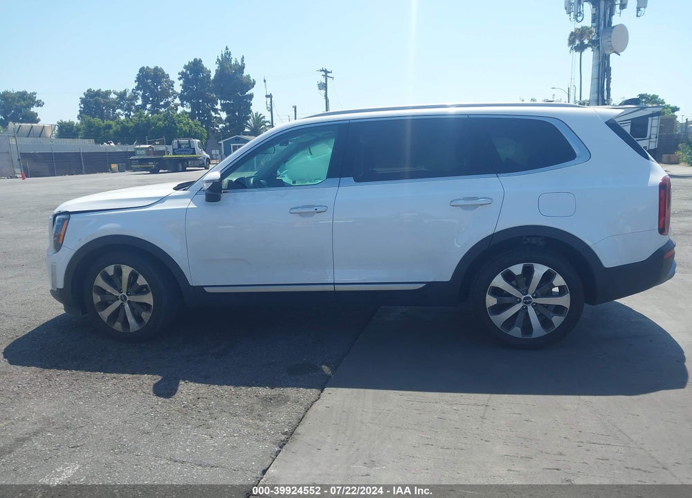 2022 KIA TELLURIDE S VIN: 5XYP64HC2NG280962